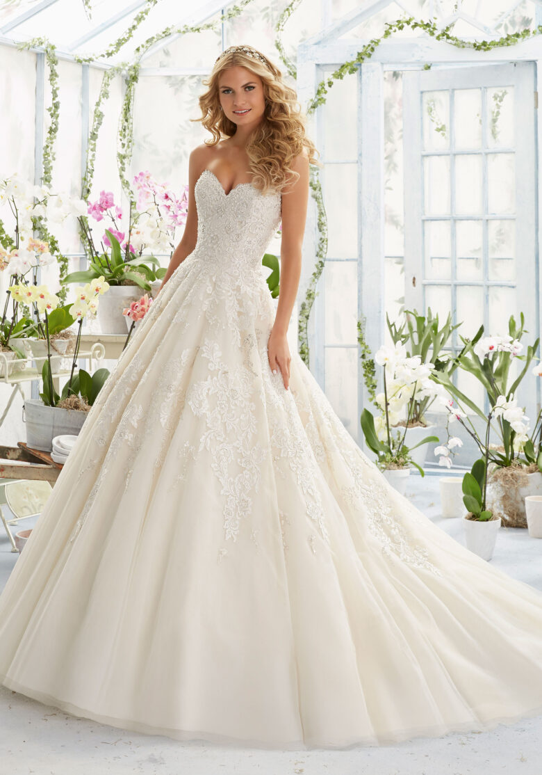 best wedding dress for tall and slim