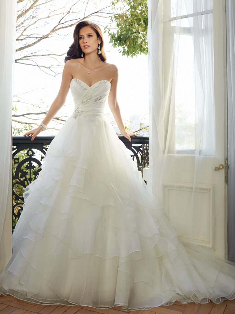 best wedding dress for tall and slim