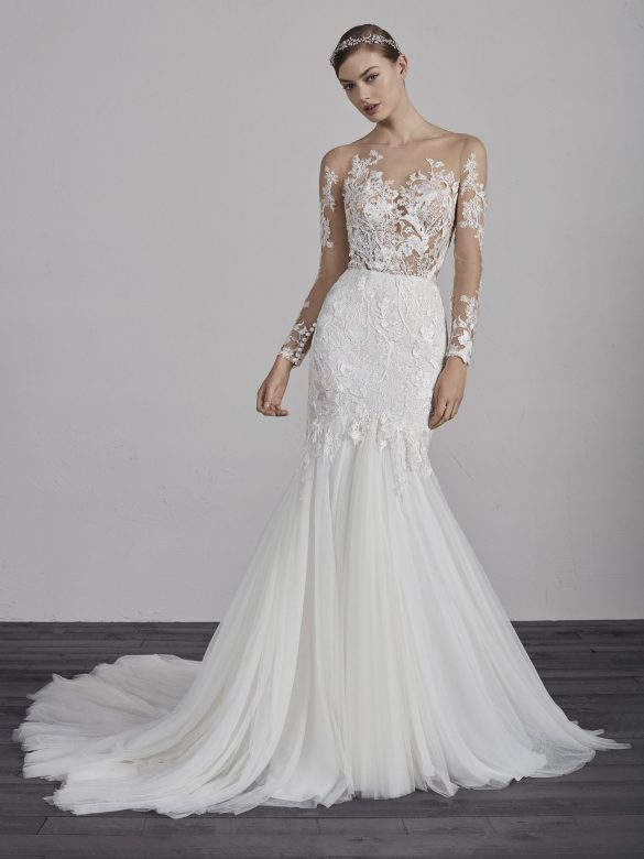 25 Best Wedding Dresses for Tall Brides in 2024 - Royal Wedding