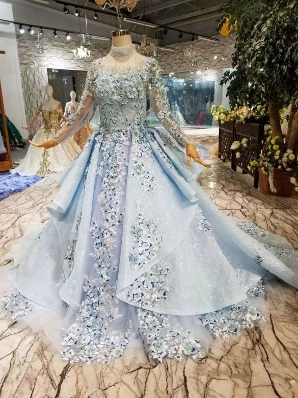 15 Best Blue and White Wedding Dresses in 2024 - Royal Wedding