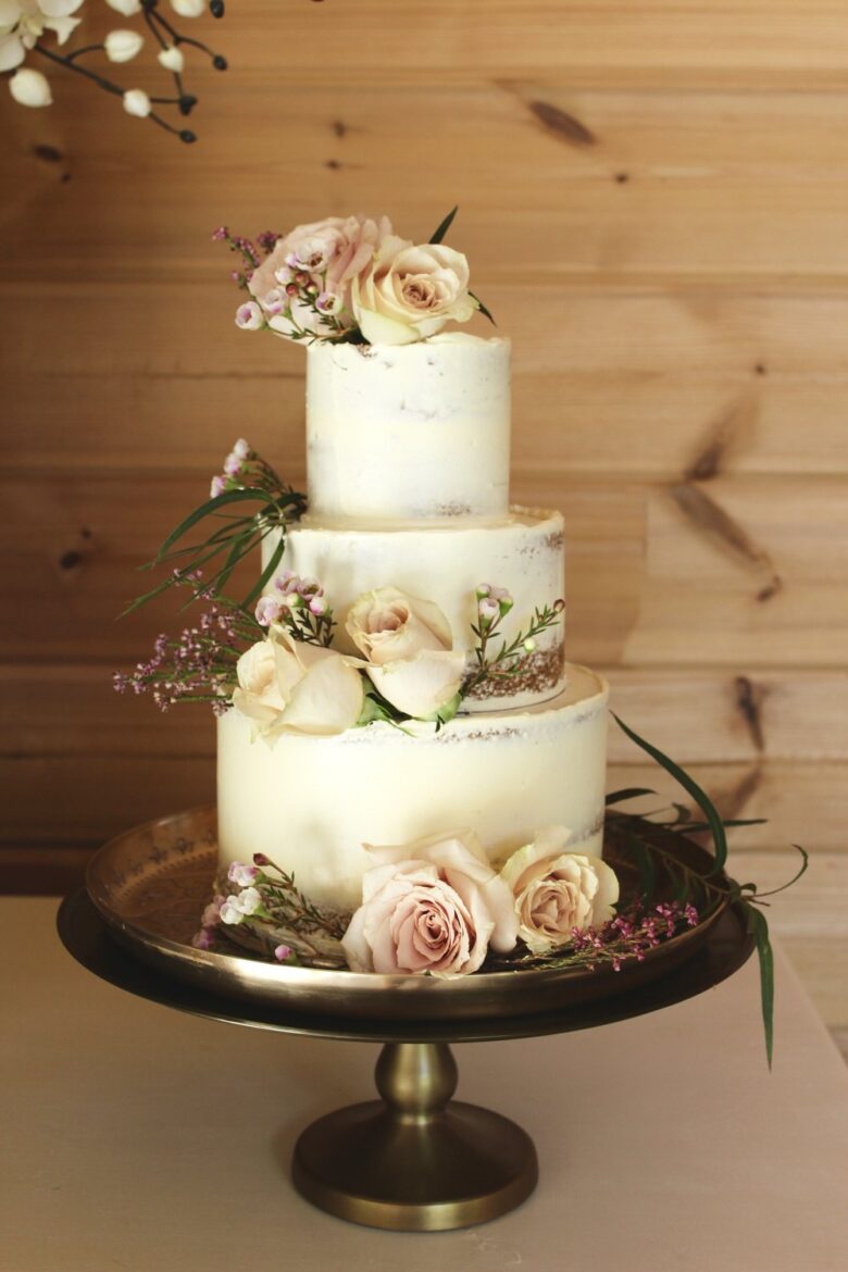 The Best Ideas On How To Decorate Your Own Wedding Cake