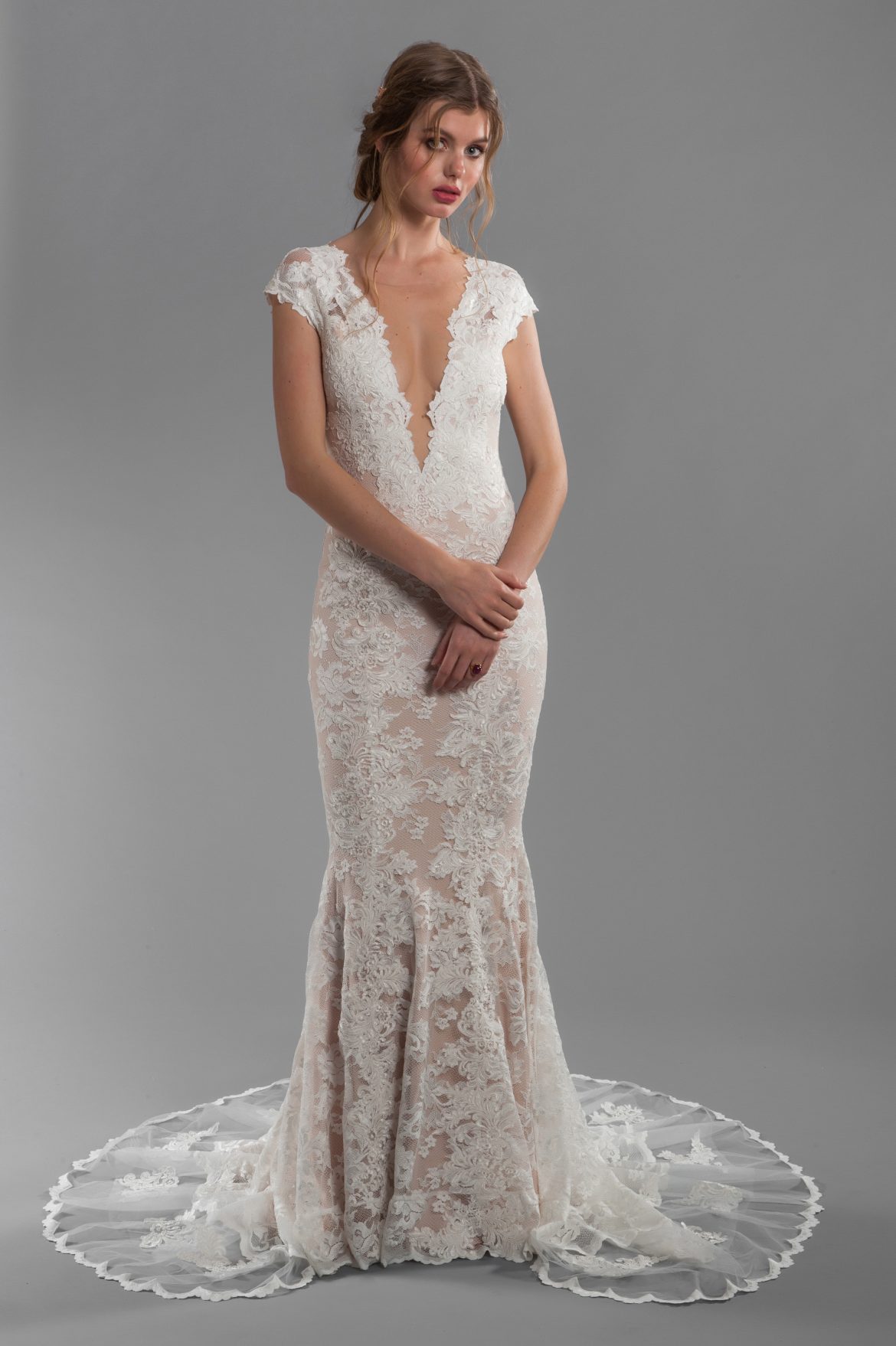 15 Best Sheath Wedding Dresses Designs - Royal Wedding