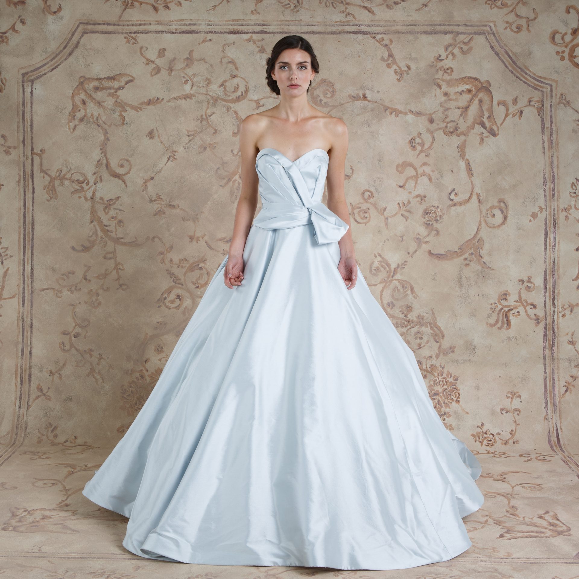 Best 1950s Inspired Wedding Dresses - Royal Wedding