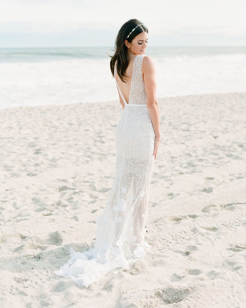 beach wedding fashion