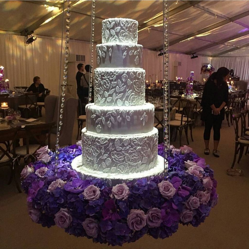 16 Inch ROUND SILVER CAKE STAND - WEDDING CAKE PLATEAU COLLECTION - HIRE  ONLY - 6 Inch HIGH | My Dream Cake