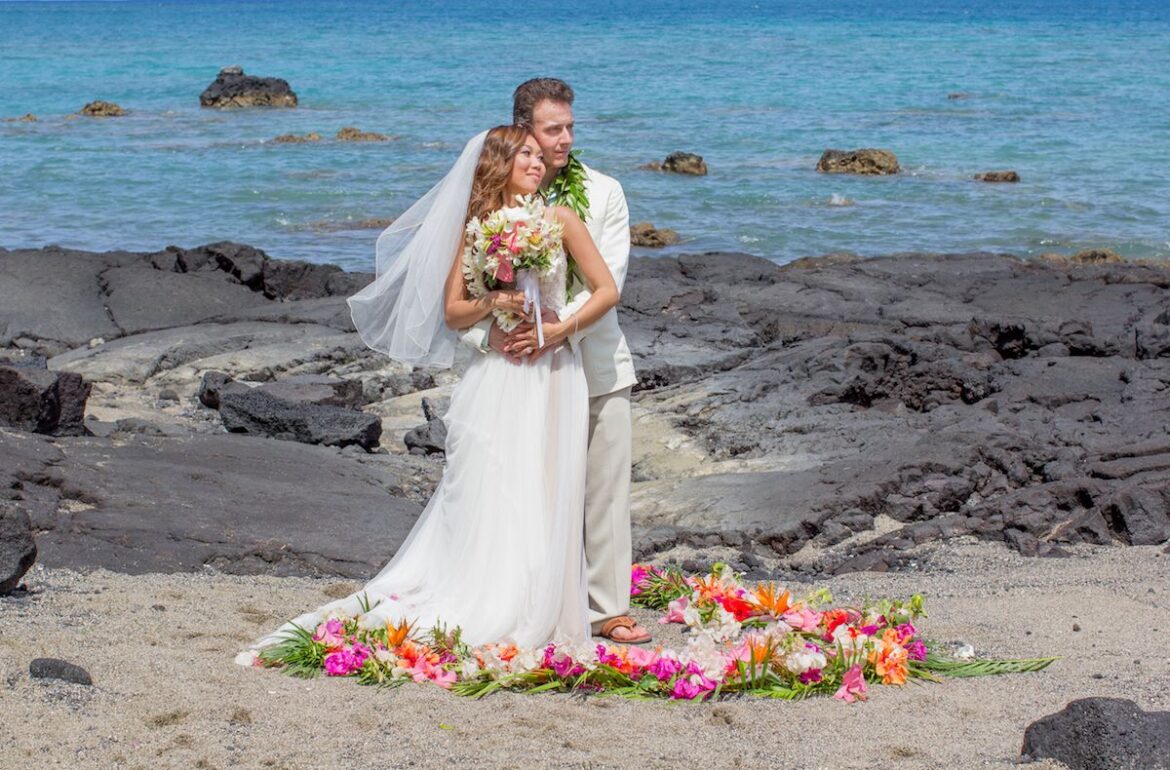 Hawaiian Wedding Fill Your Ceremony with Emotion, Tradition and